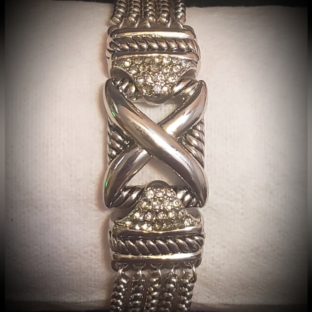 Silver center twisting cable detailed X Medallion Cable Weave Chain Strap